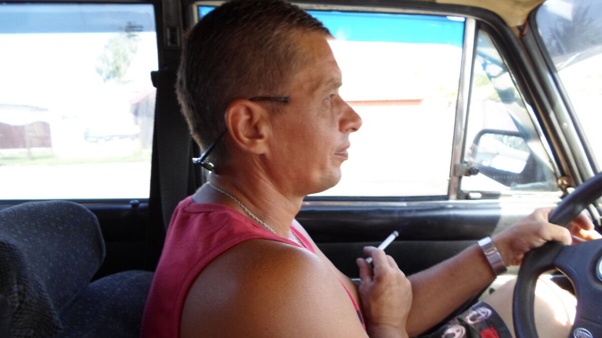  ,   Oleg, 57 ,   ,   , c 