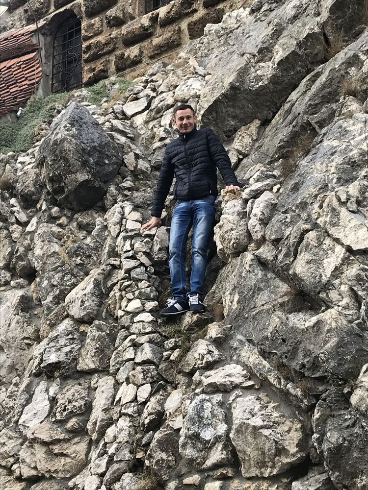  ,   Vik, 43 ,   