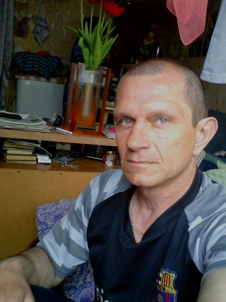  7429262  Slava, 54 ,    