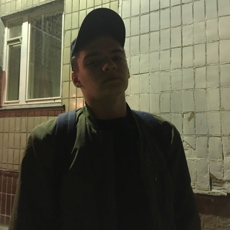  52319762  , 26 ,    -