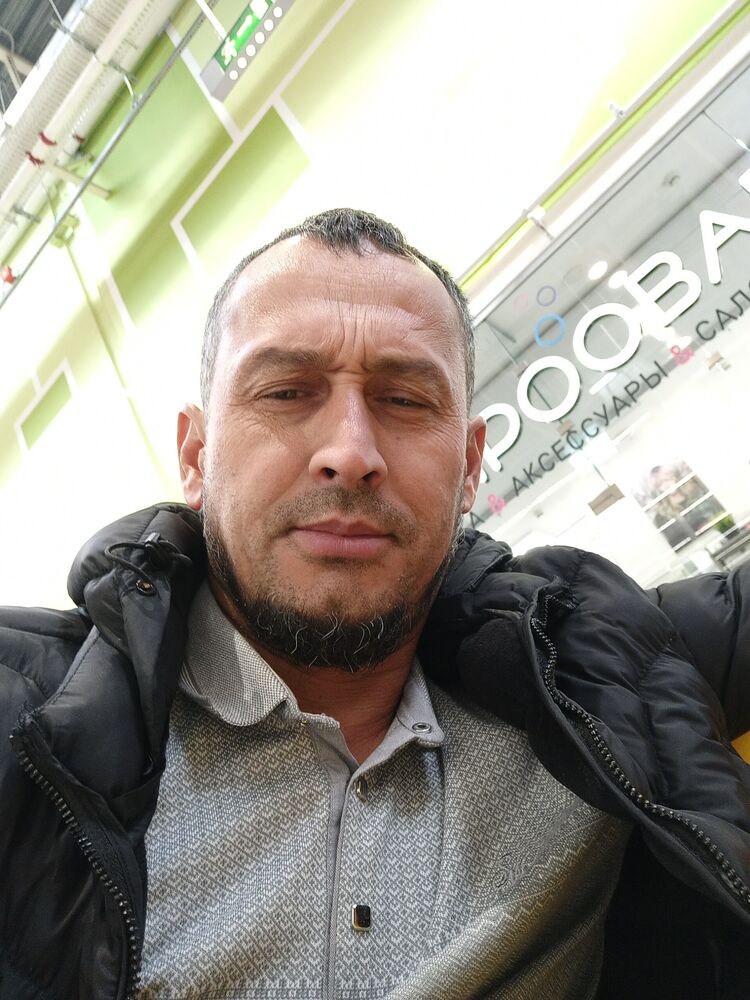  ,   Amin, 47 ,   ,   