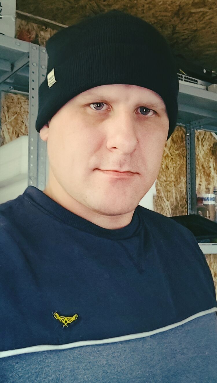  54560422  Alexey, 94 ,    