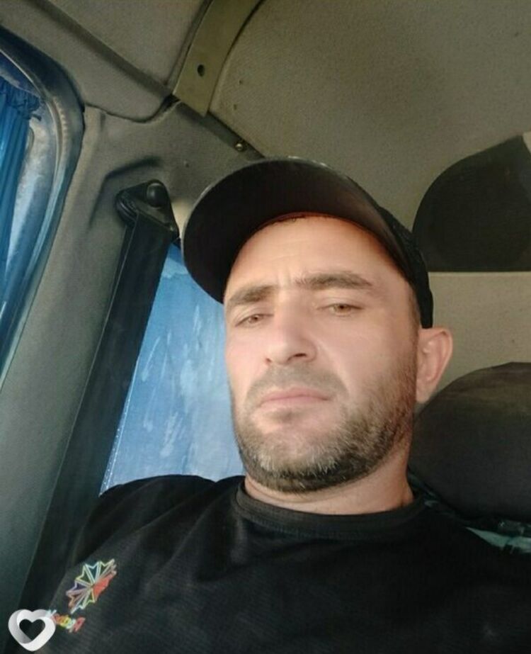  37380492  , 35 ,    
