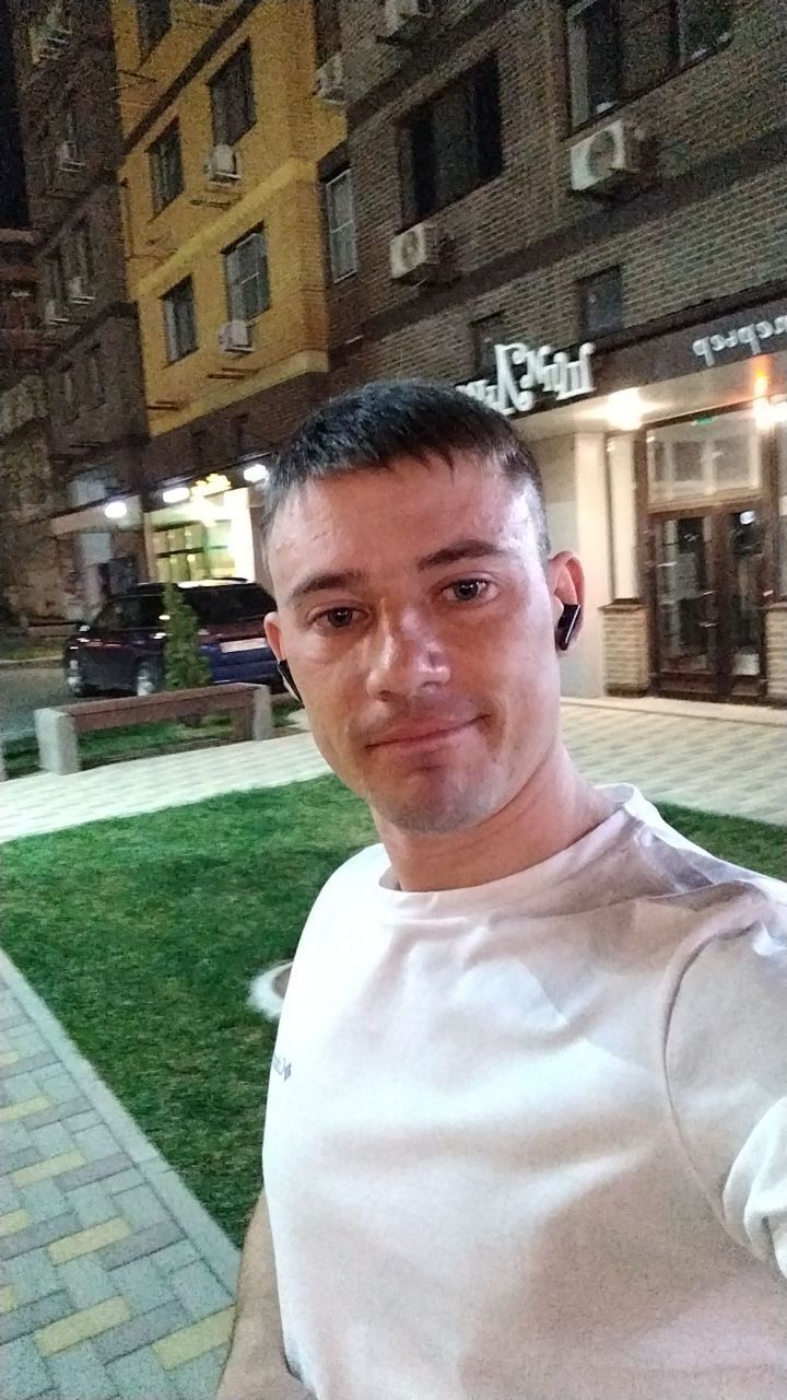  44925972  , 34 ,    --