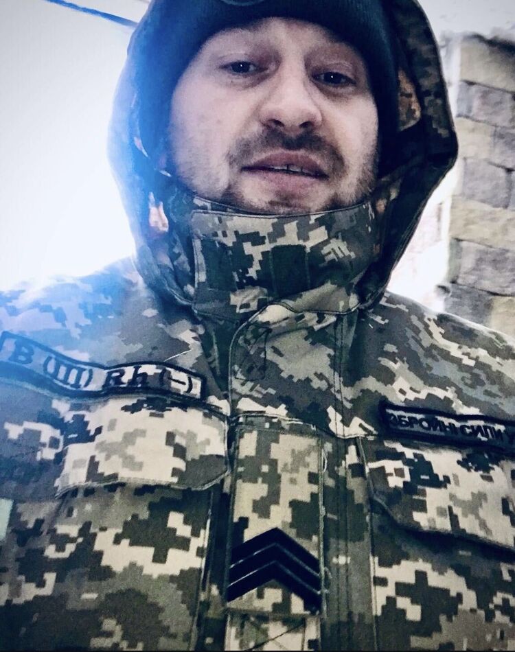  46563032  Oleksandr, 32 ,    