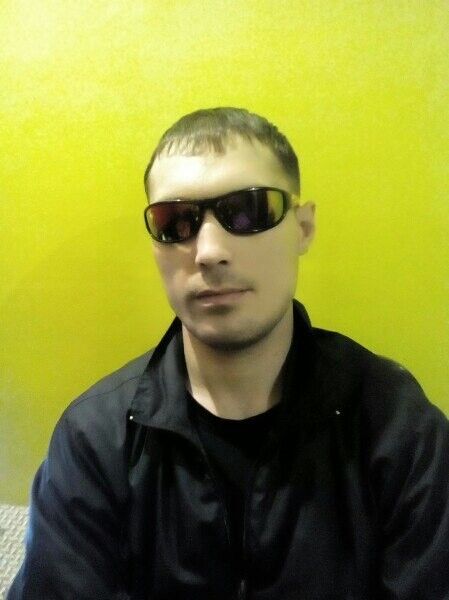  ,   Djoni, 35 ,   ,   , c 