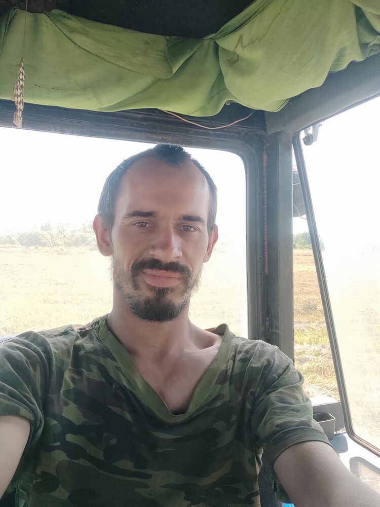  37029042  , 31 ,    