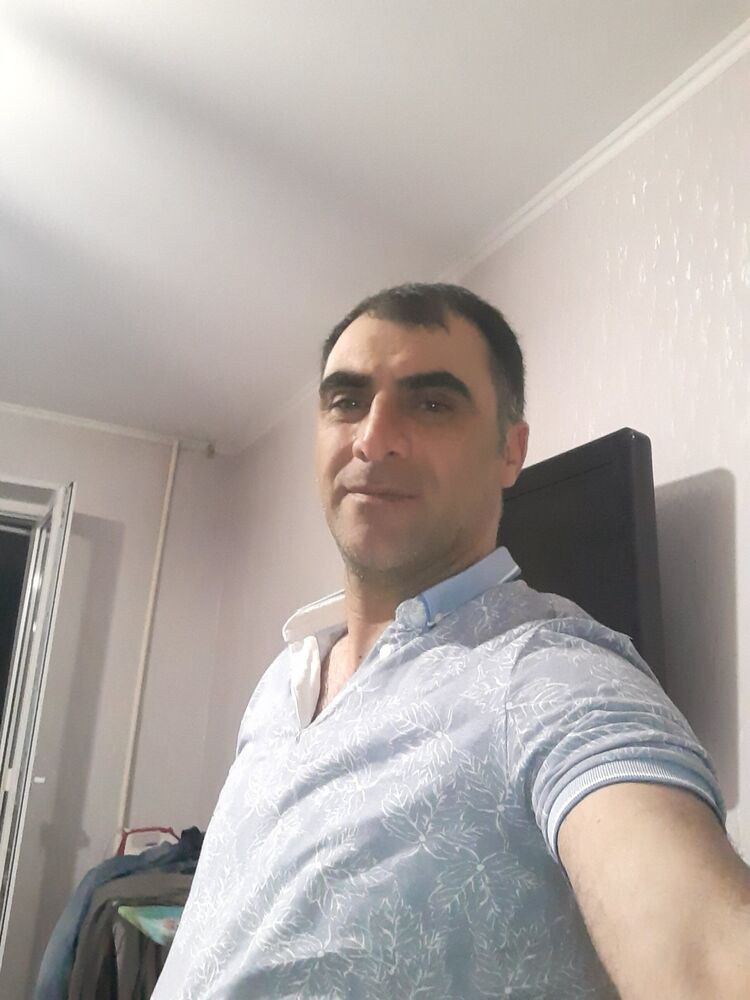  22743262  Ali, 44 ,    