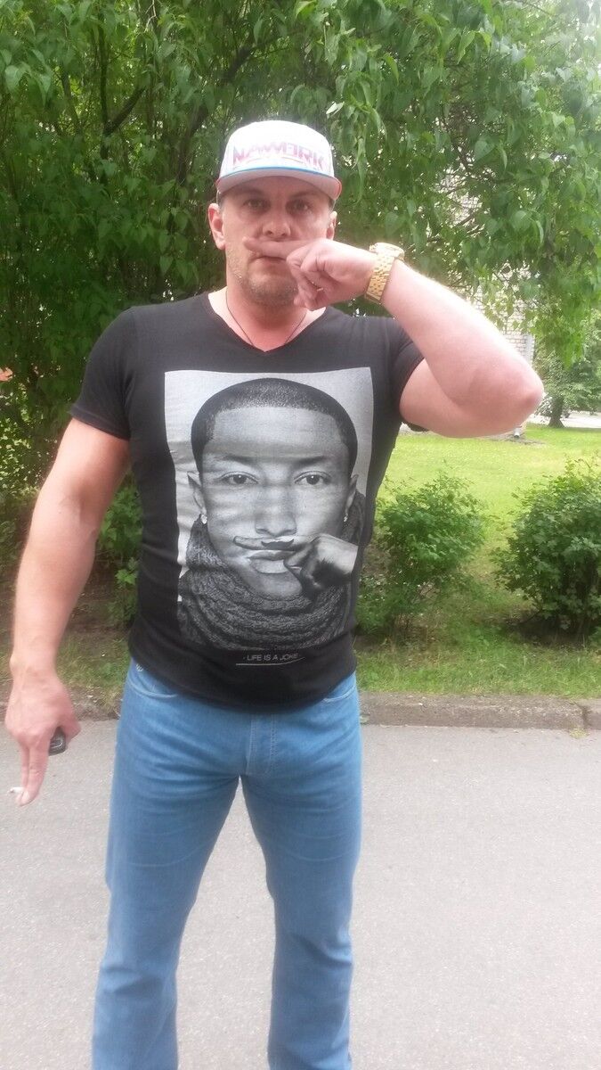  7528912  Raimond, 52 ,    