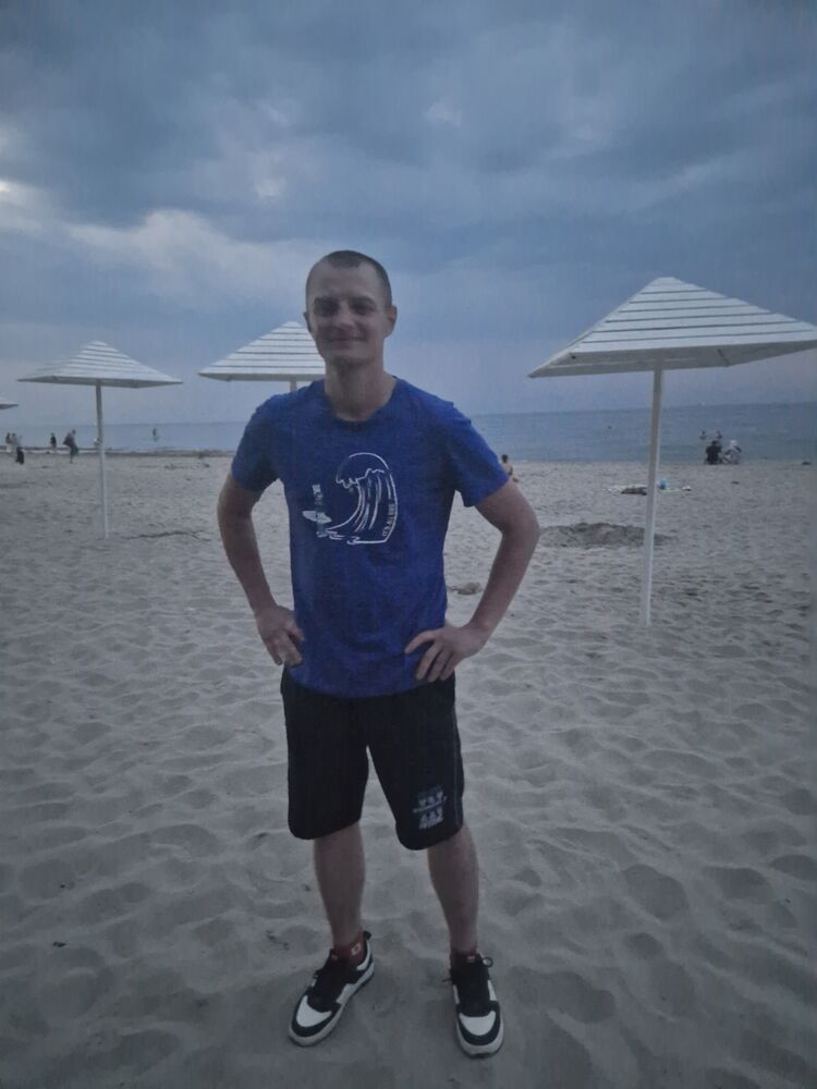  ,   Vlad, 29 ,   ,   