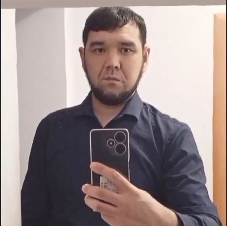  48955972  , 34 ,    