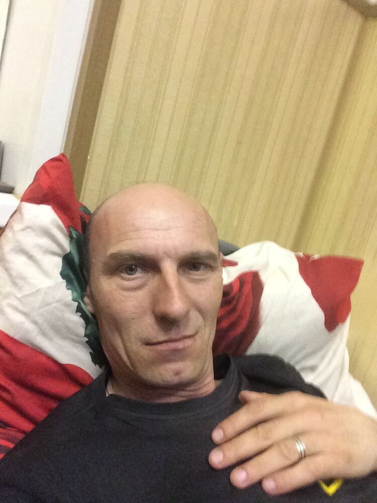  22642182  , 40 ,    