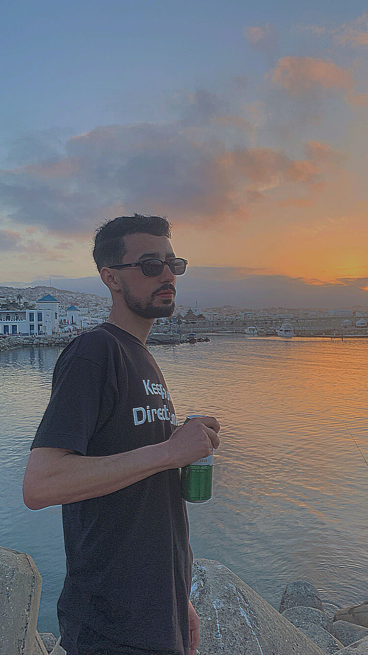 ���� 49889202 ������� Tawfik, 27 ���, ���� ���������� � ������