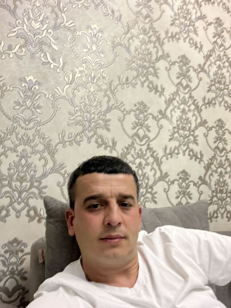 52121032  , 39 ,    