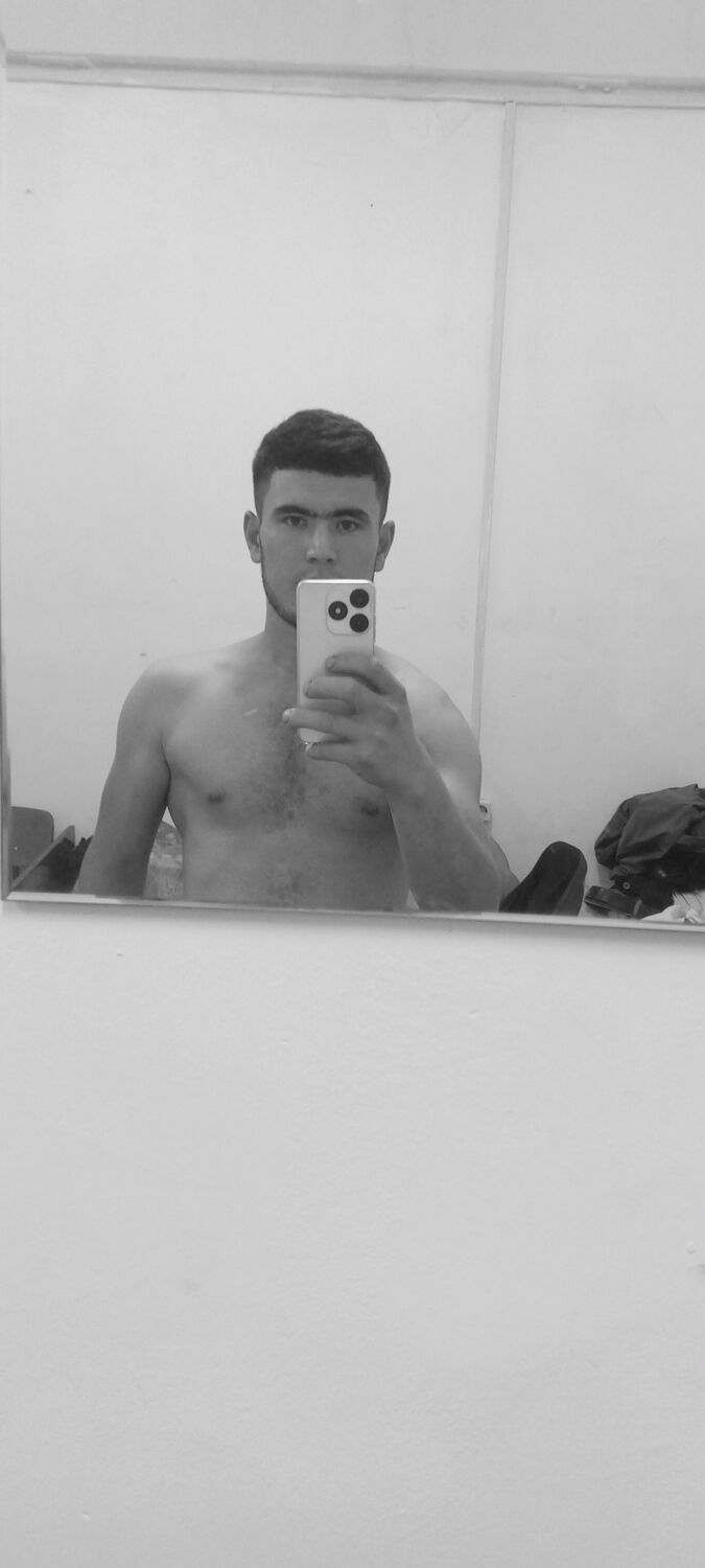  ,   Jamshid, 26 ,   c 