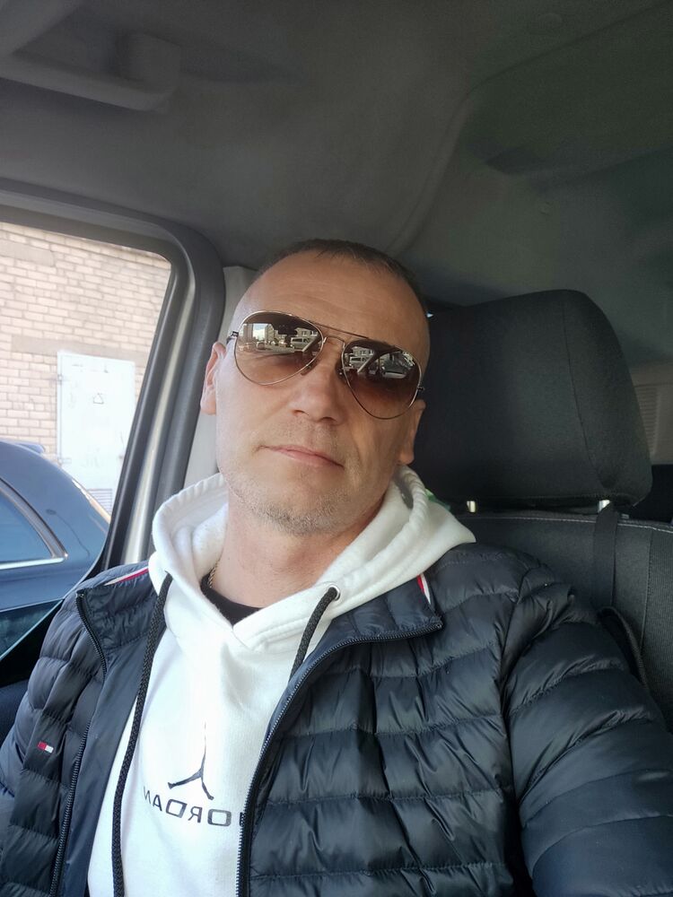  ,   Vitalii, 47 ,   ,   , c , 