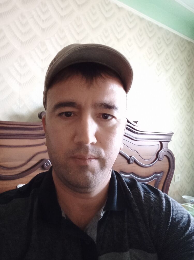  24466652  Rahmon, 42 ,    
