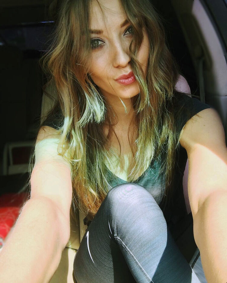  ,   Milana, 26 ,   ,   