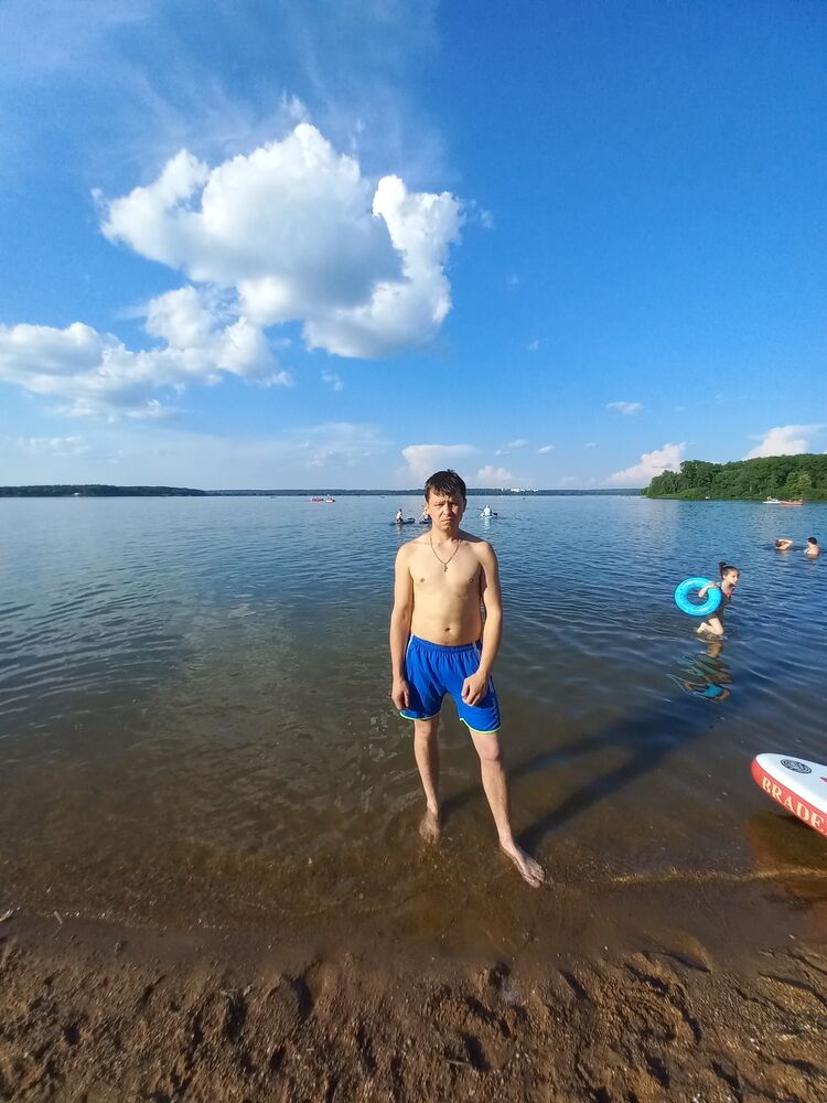  29815062  Pavel, 30 ,    