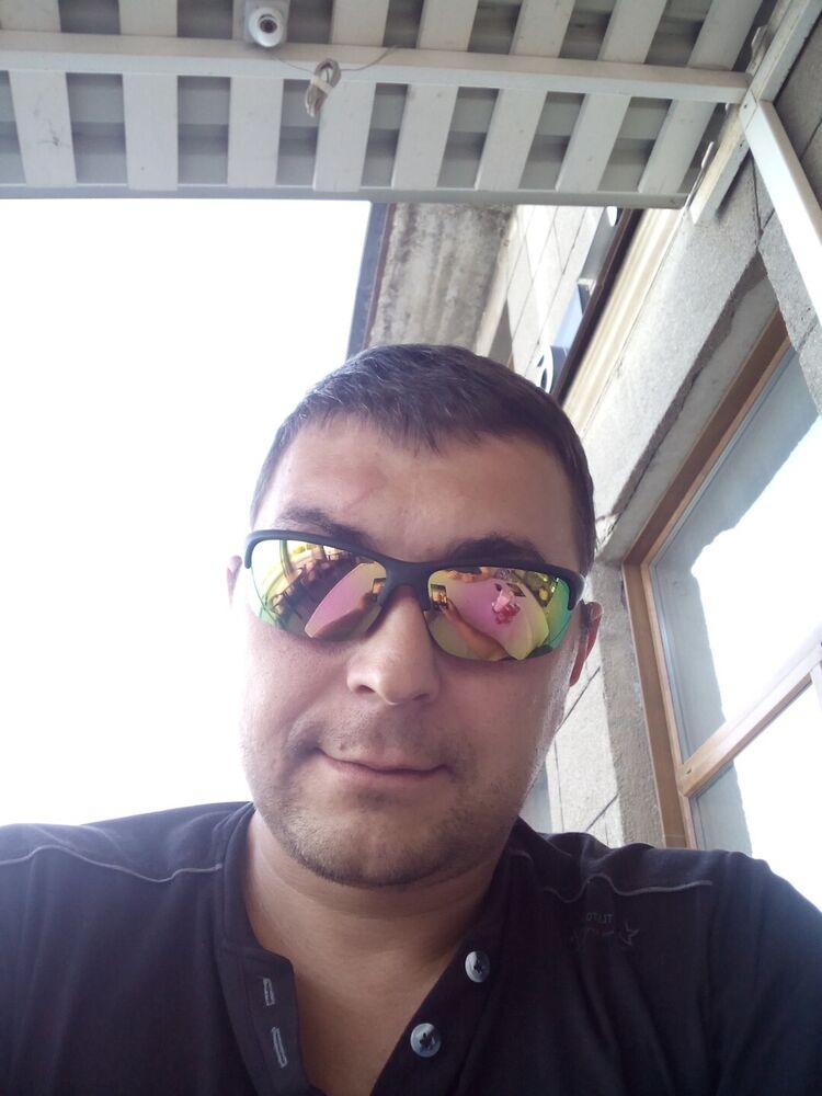  ,   Alex, 40 ,   ,   , c 