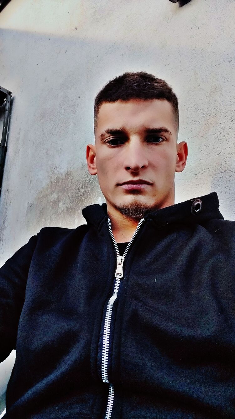  ,   Lucian, 22 ,   ,   