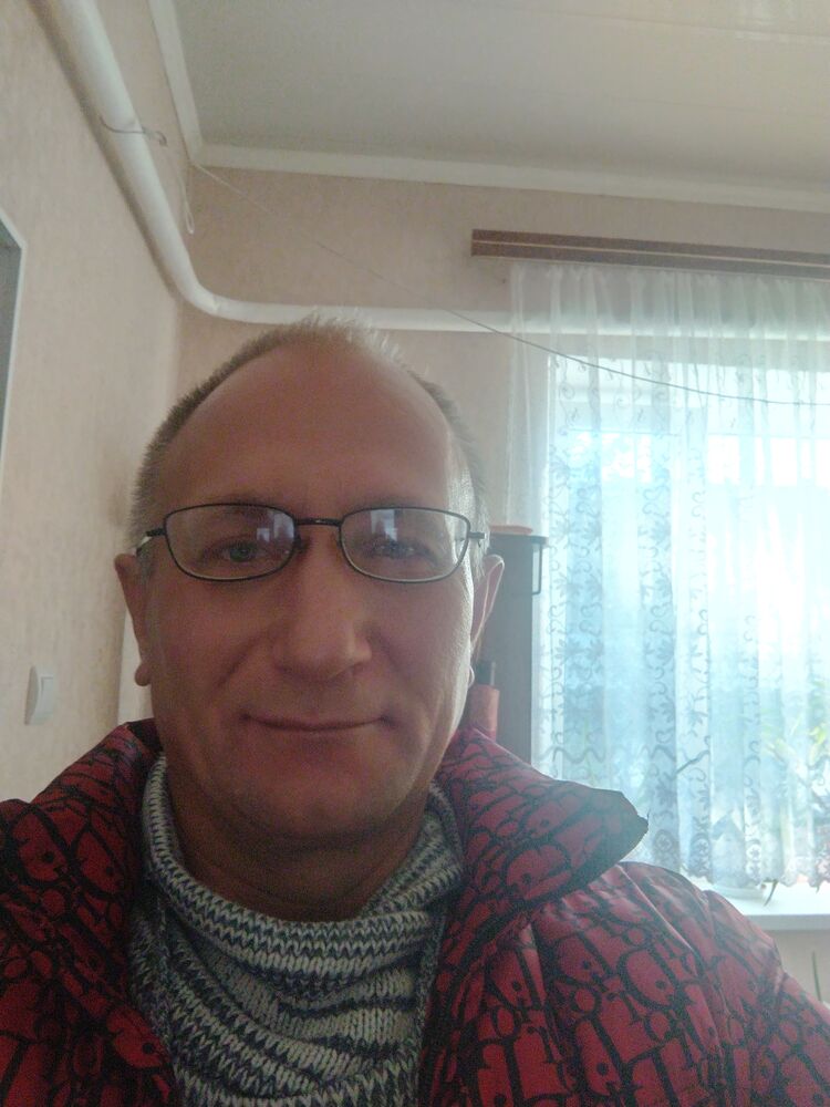 29727672  Mikhail, 48 ,    