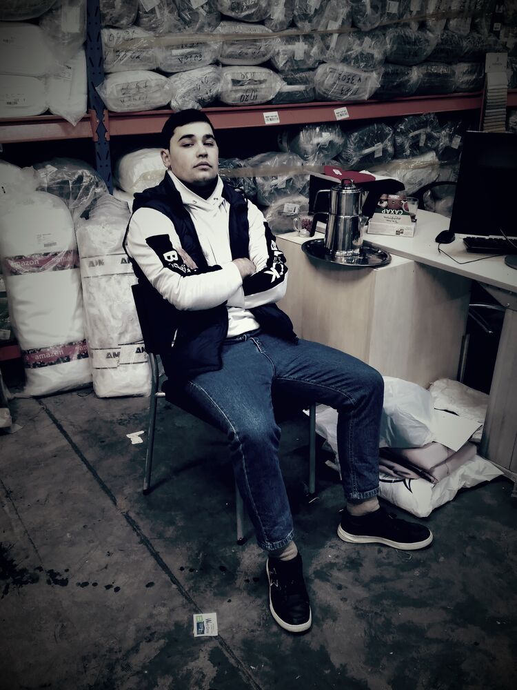  52325002  Daler, 28 ,    