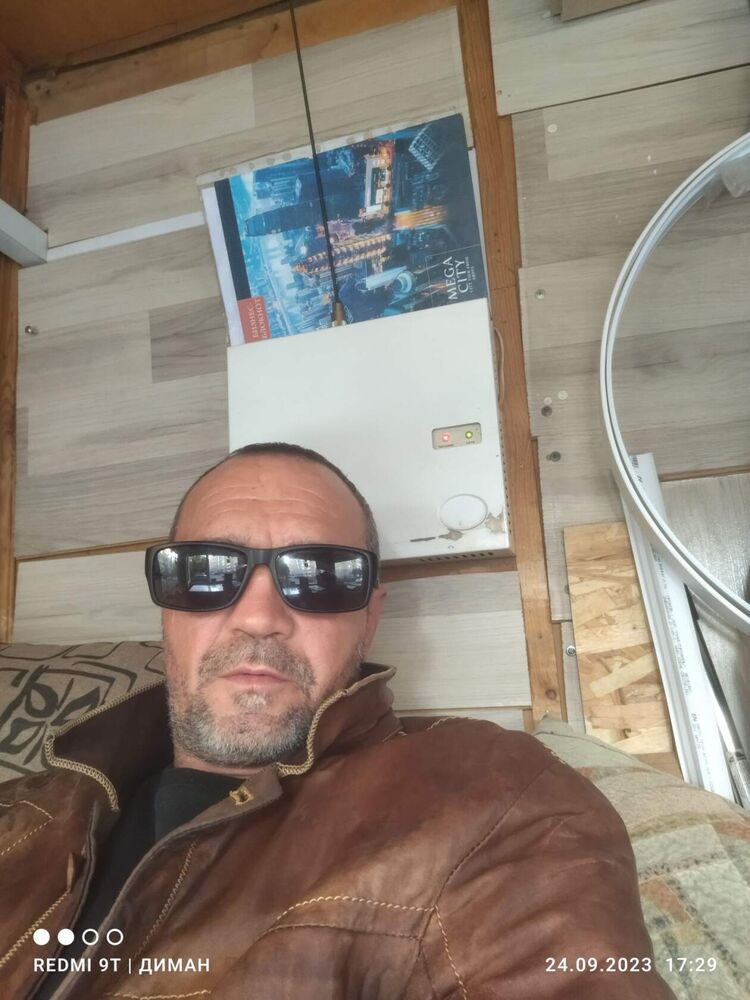  41742712  , 53 ,    