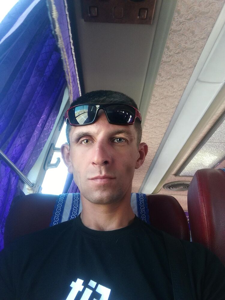  28267162  , 44 ,    