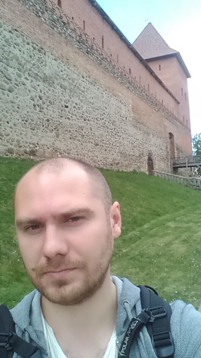  ,   Maxim, 36 ,   ,   , c 