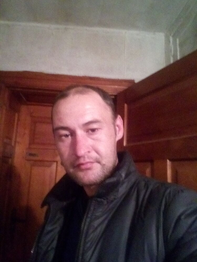 15207482  Andrei, 42 ,    