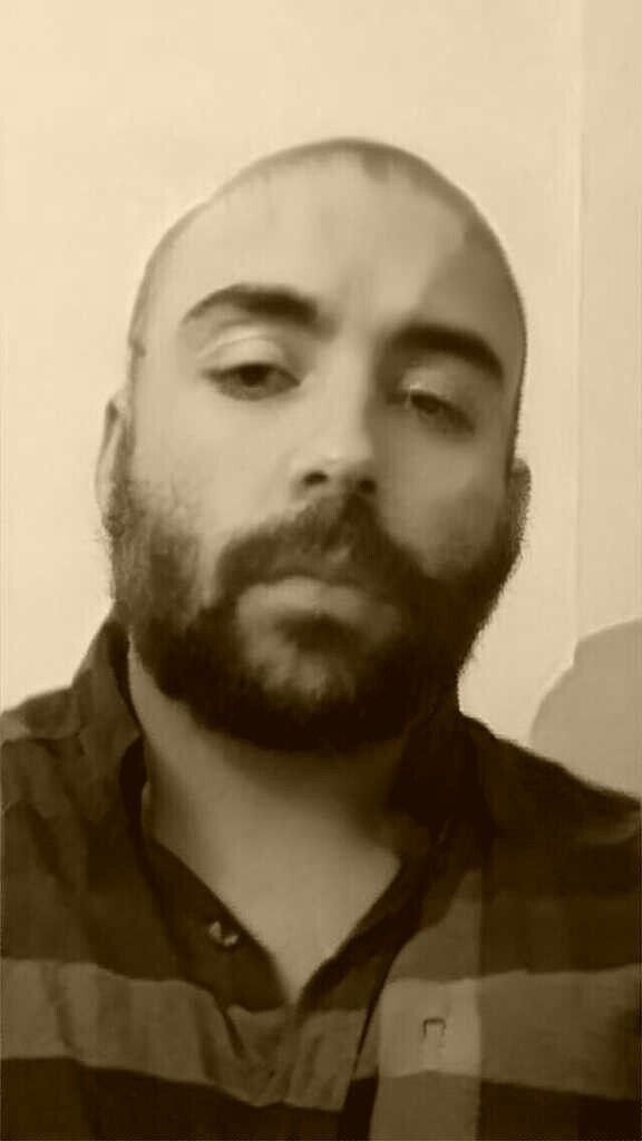  37078212  , 28 ,    