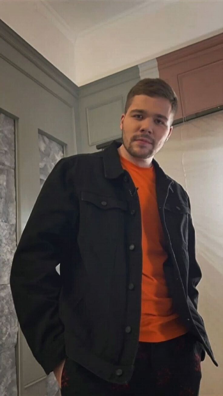  ,   Andriy, 37 ,   ,   