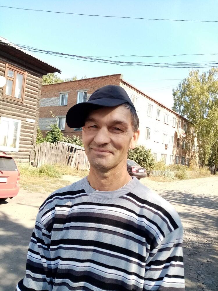  33657102  , 49 ,    
