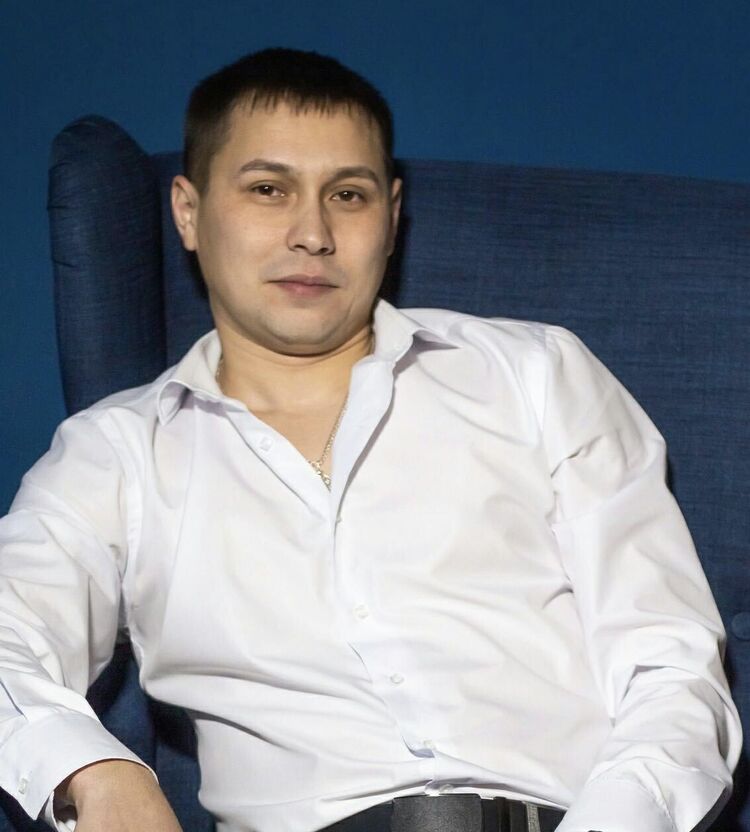  ,   Raf, 36 ,   ,   , c , 