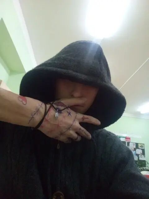  31772262  Damir, 22 ,    