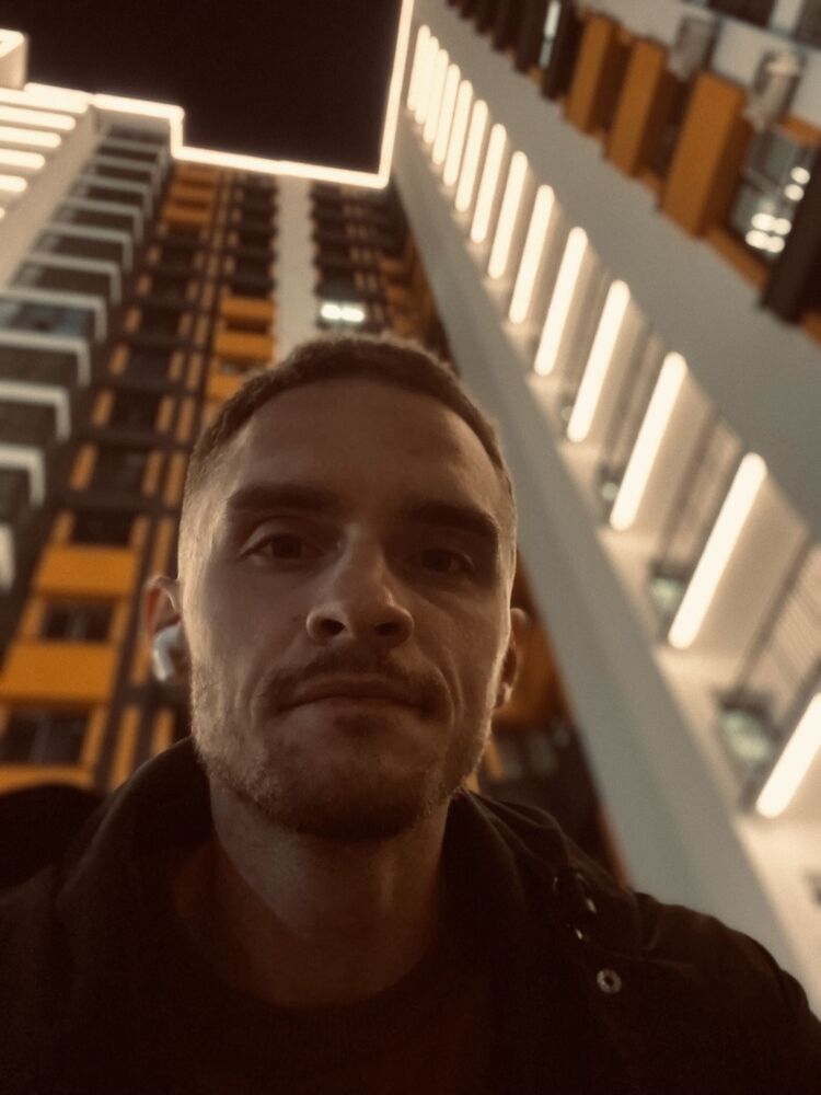  38630292  Yura, 29 ,    