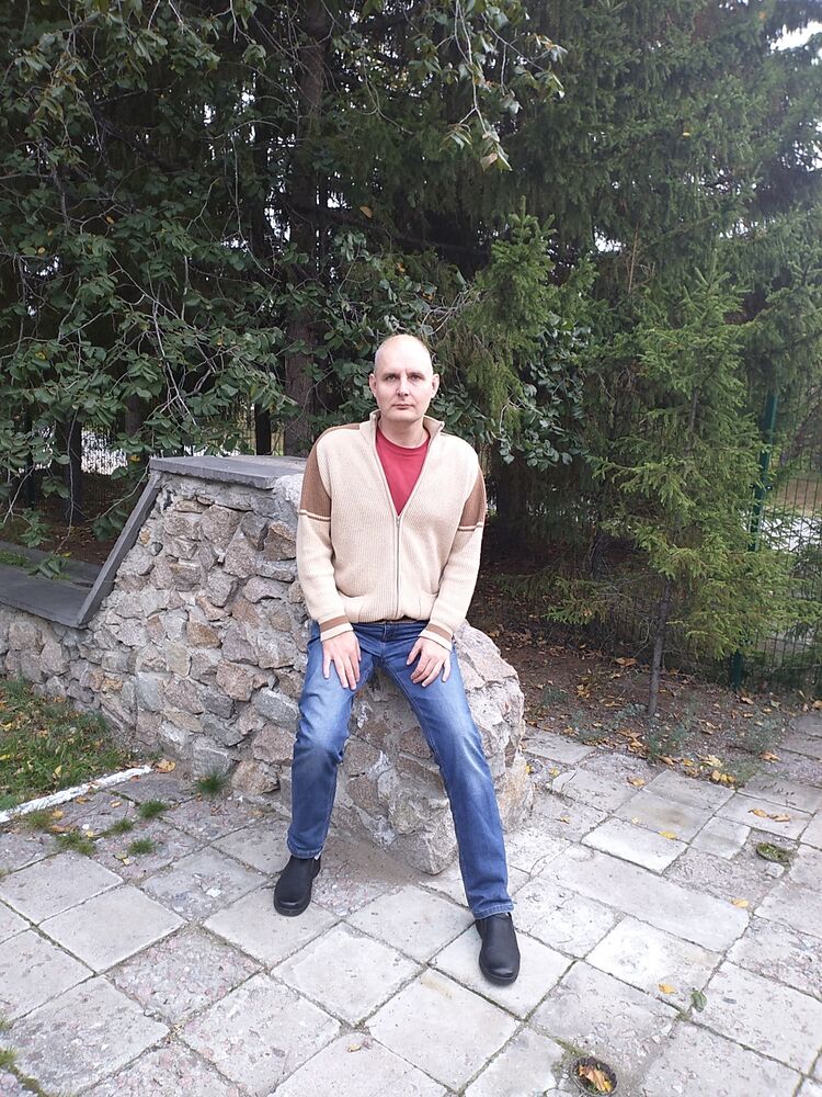  46310872  , 43 ,    