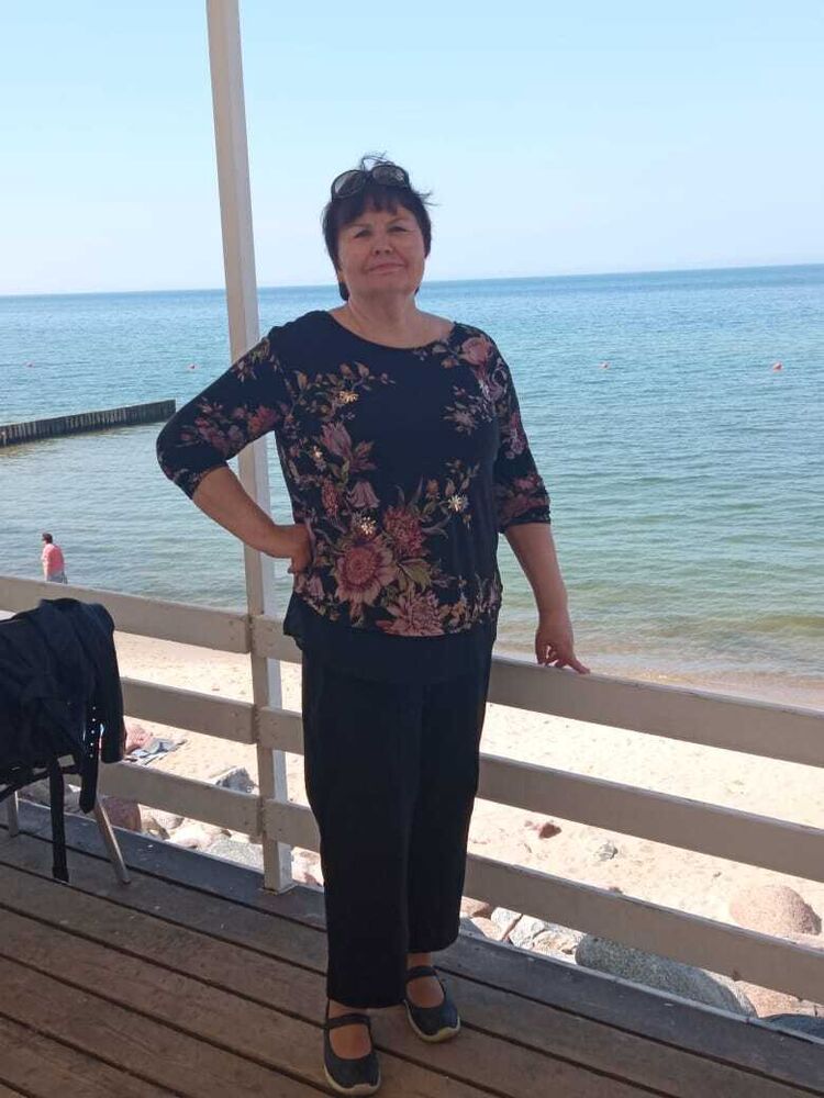  ,   , 76 ,   c 