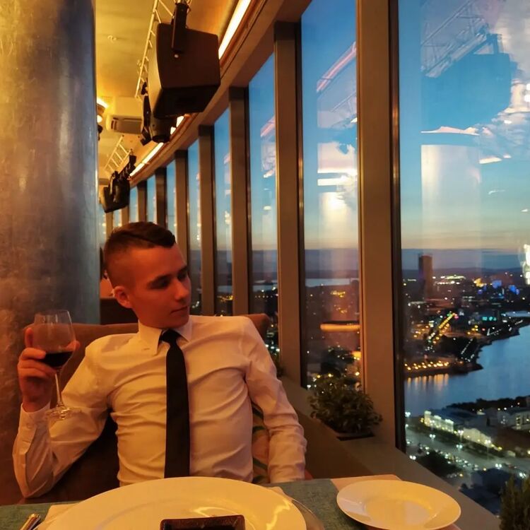  ,   Dima, 26 ,   ,   
