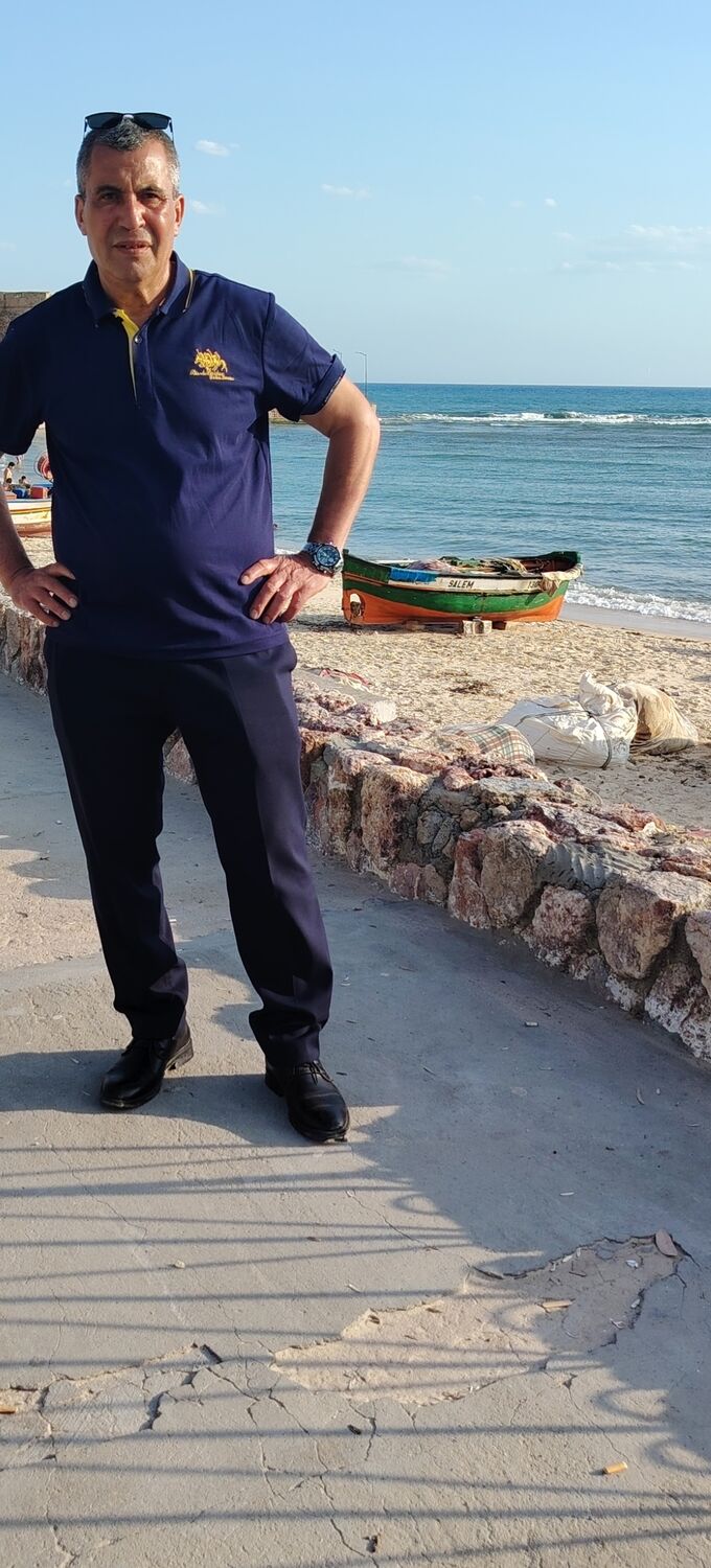  52244582  , 57 ,    -