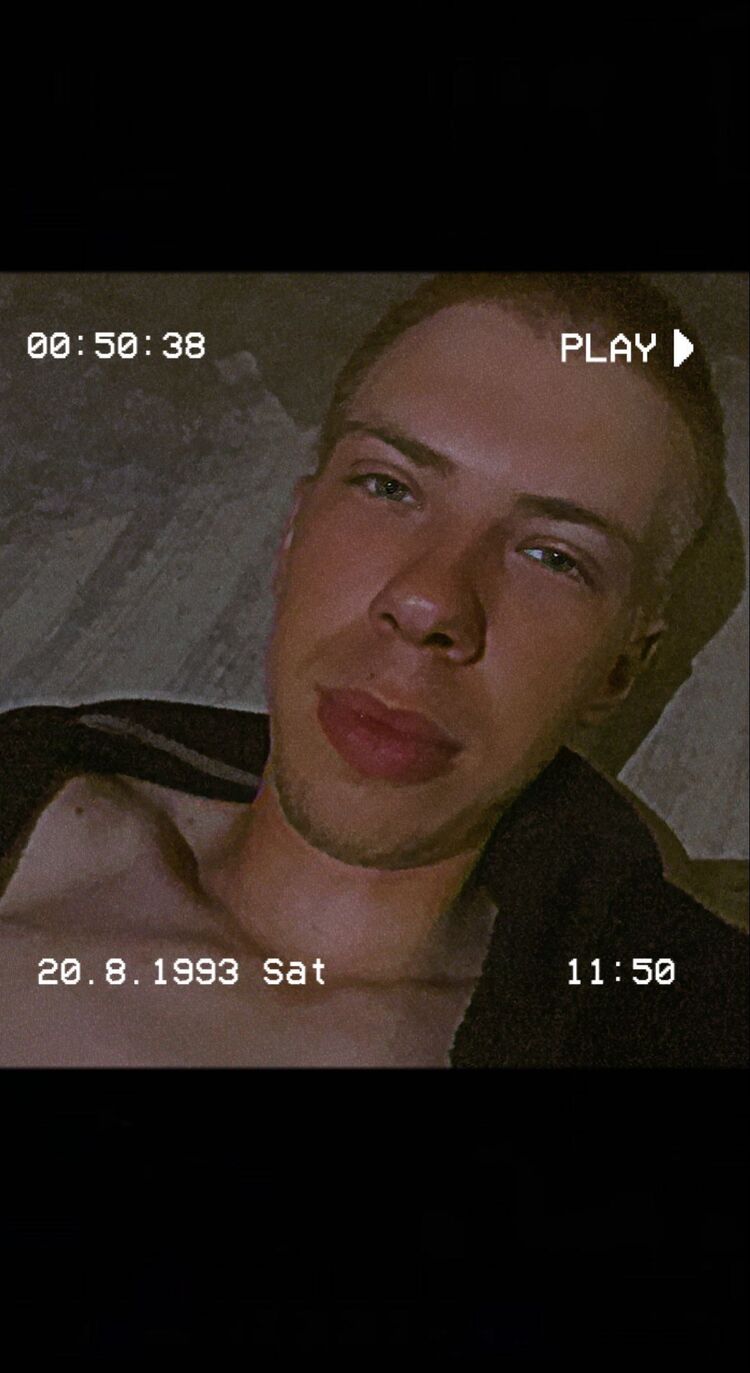  33011822  , 27 ,    