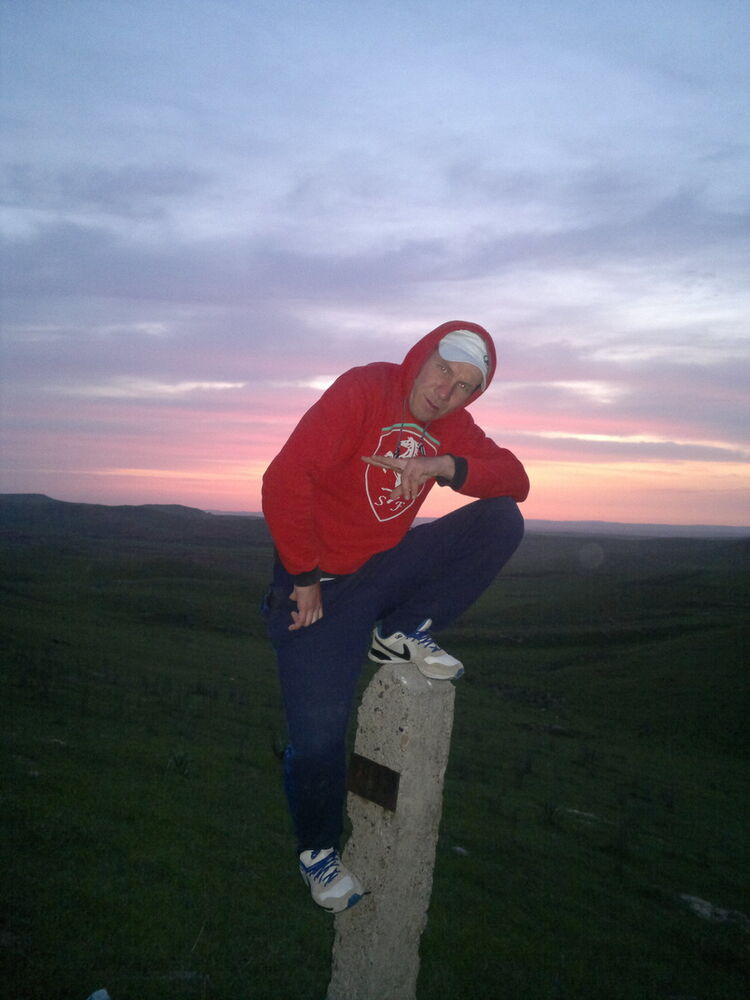  ,   Donik, 40 ,   