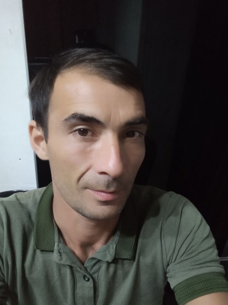  28717972  Timur, 38 ,    