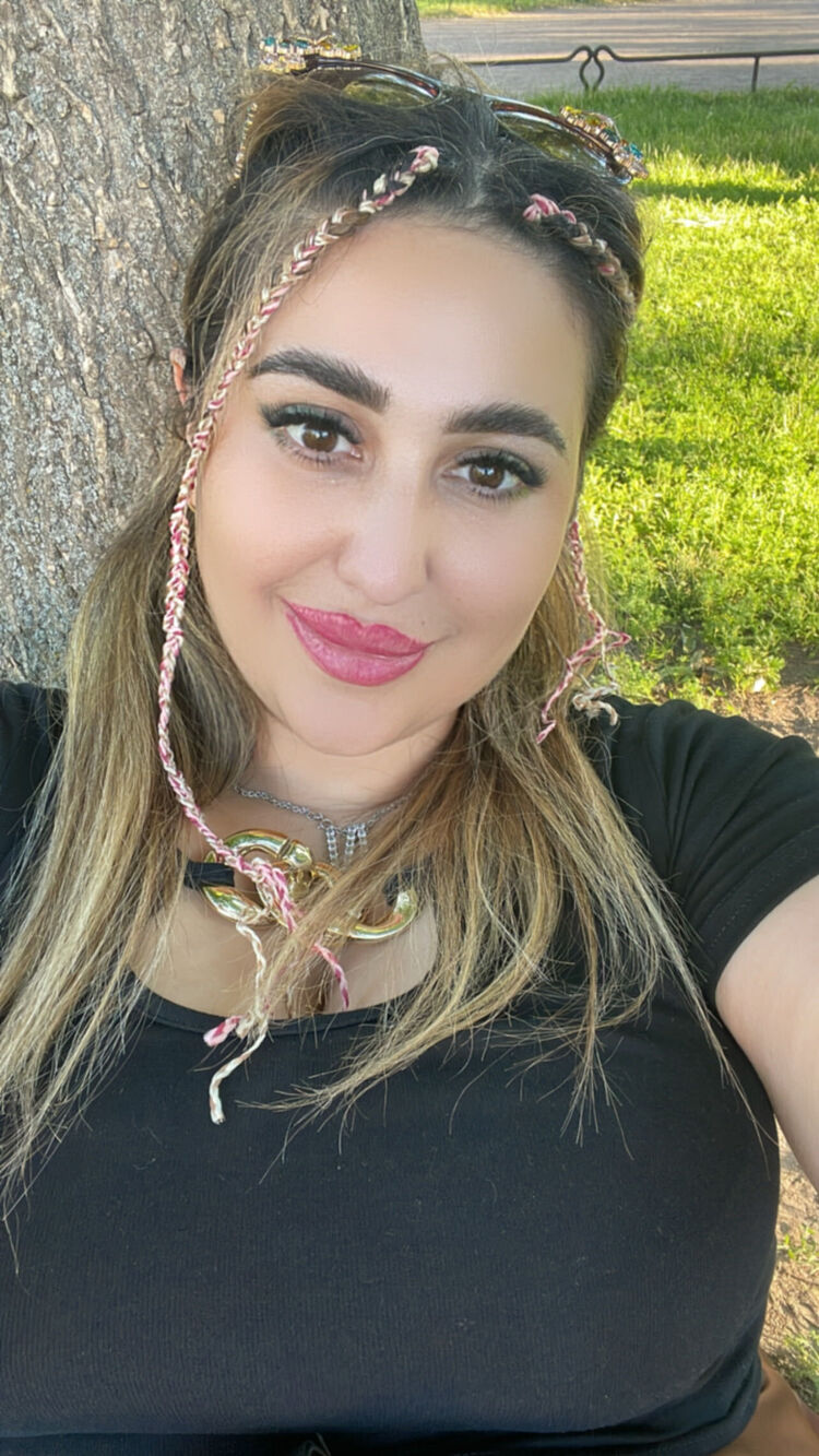  -,   Nonnita, 38 ,   ,   