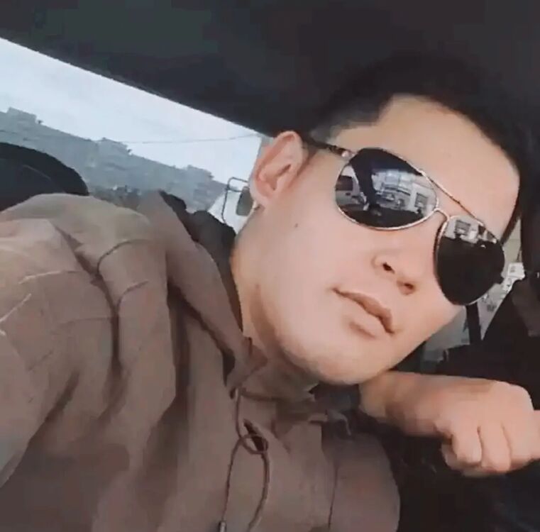  33870932  Sohruh, 26 ,    