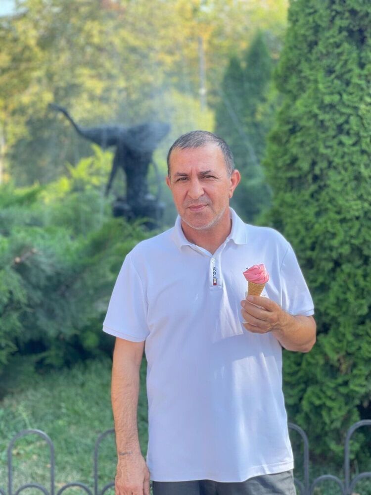  54521382  , 52 ,    --