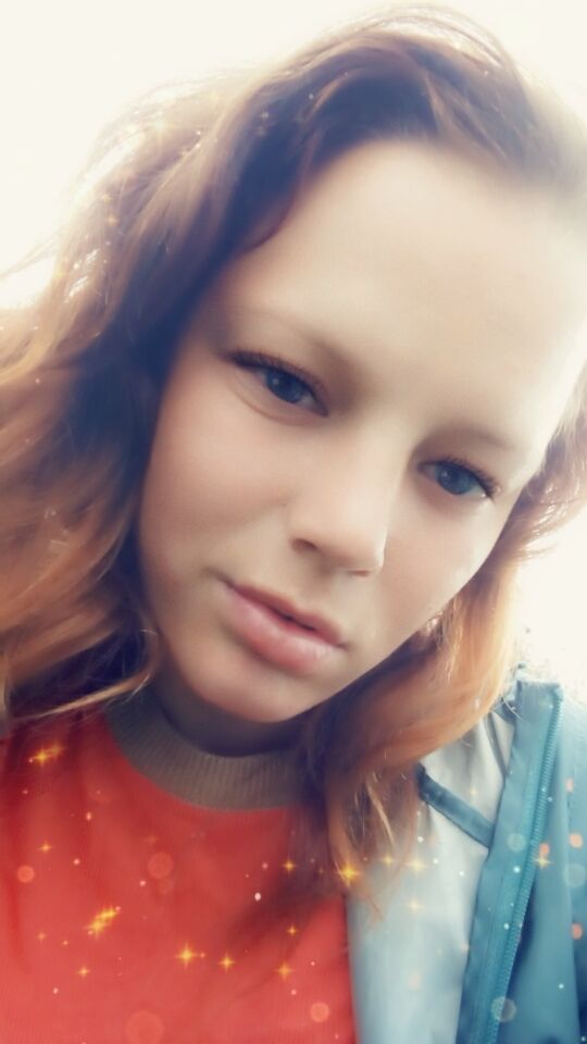  ,   Alexandra, 22 ,   c , 