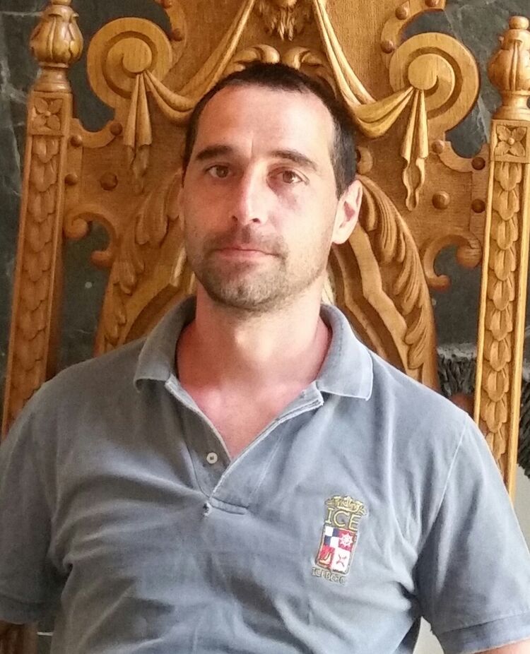  19305792  , 45 ,    