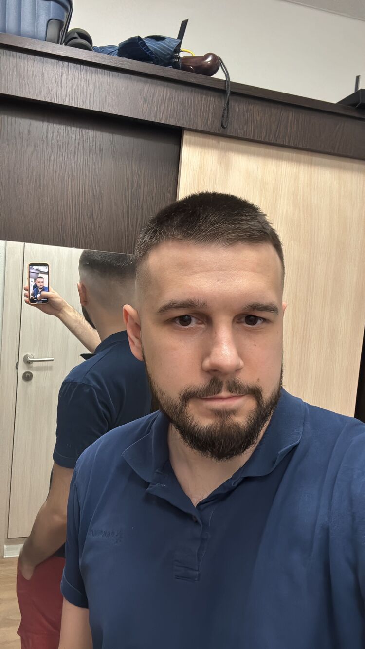  51522932  , 27 ,    